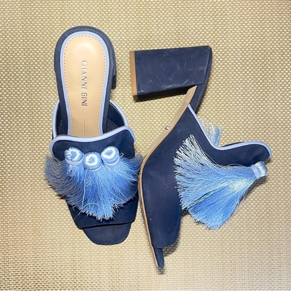 Blue Two Tone Leather Gianni Bini Fringe Mini Heel - Picture 3 of 3